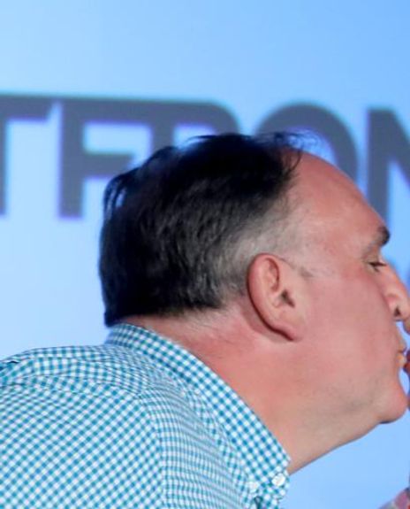 Jose Andres Headshot