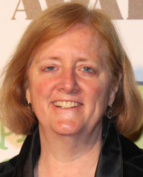 Kerrie Gillis Headshot