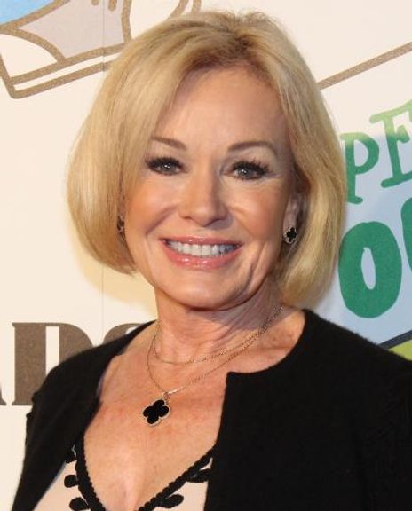 Pamela Barbey Headshot