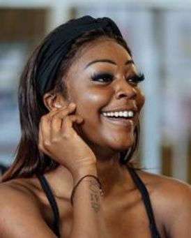 Rhianne-Louise McCaulsky Headshot