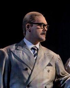 Leonard Cook Headshot