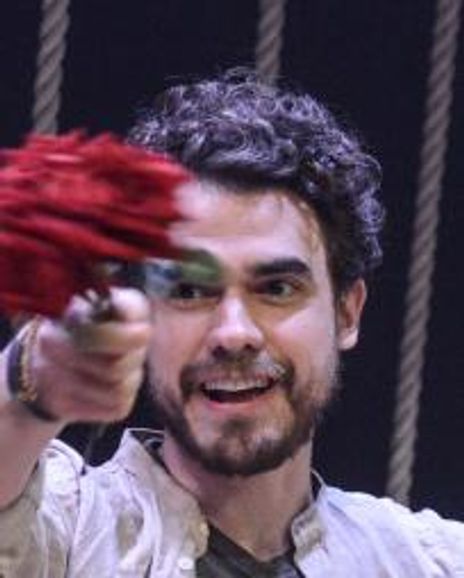 Simon Haines Headshot