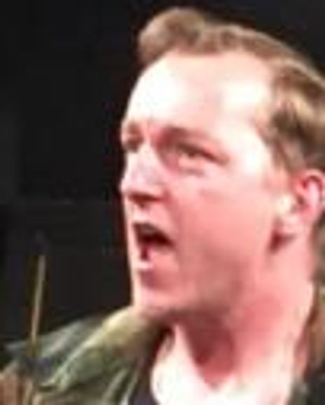 Timothy Regan Headshot