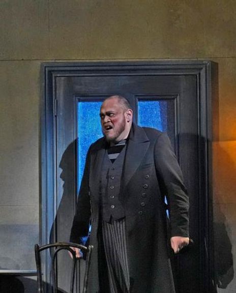 Quinn Kelsey Headshot