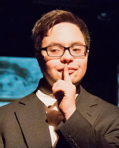 Christopher Lopes Headshot