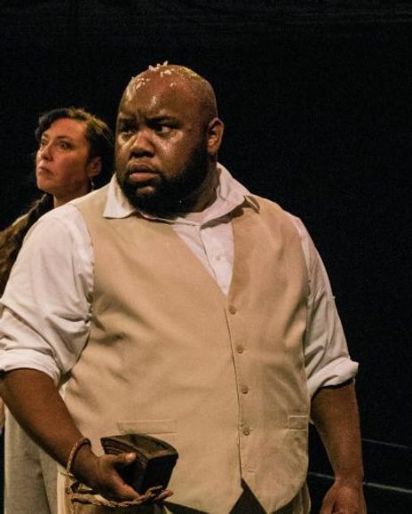 Sarah Moore Headshot