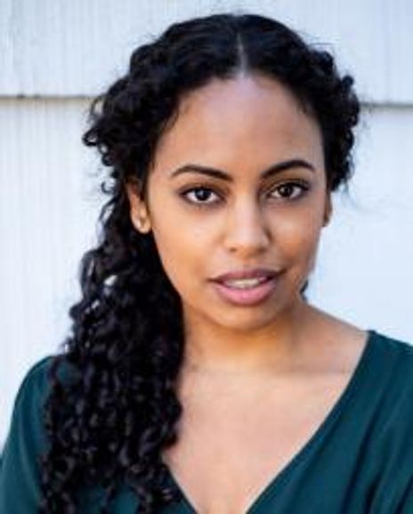 Nadia Guevara Headshot