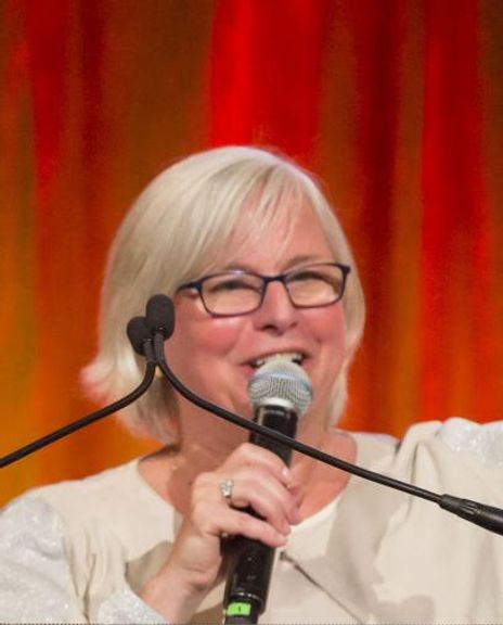 Lorraine Egan Headshot