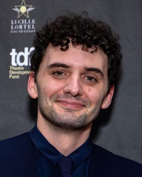 Dustin Wills Headshot