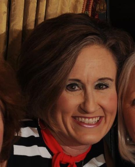 Helen Wylie Headshot