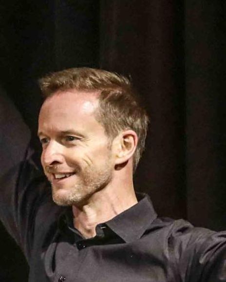 Thomas Bevin Headshot