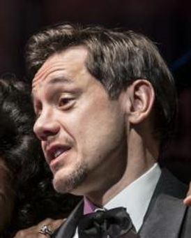 Adrian Grove Headshot