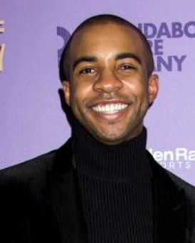 Avery Smith Headshot