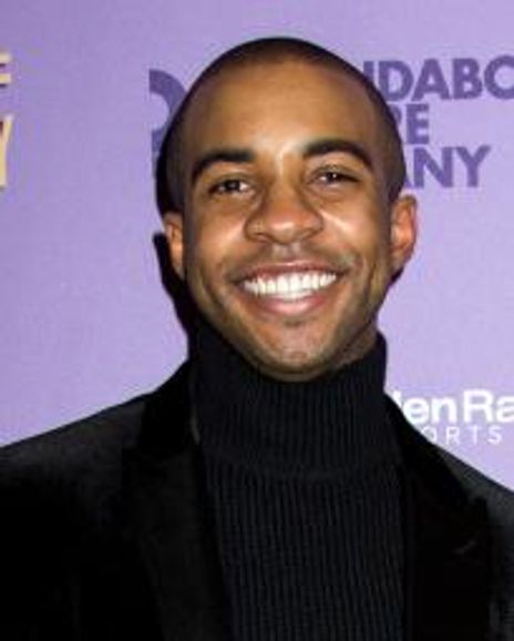 Avery Smith Headshot