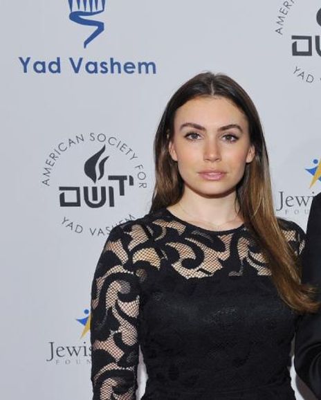 Sophie Simmons Headshot