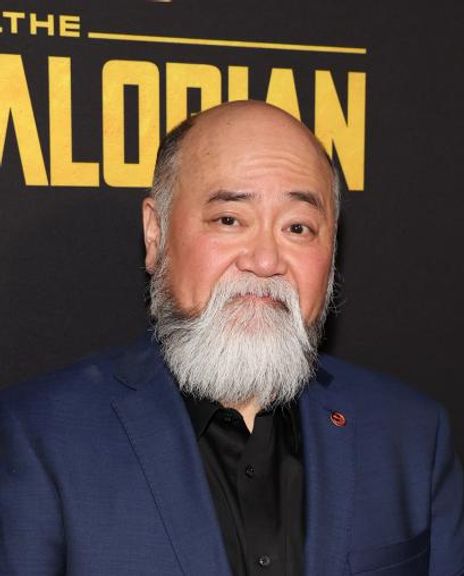 Paul Sun-Hyung Lee Headshot