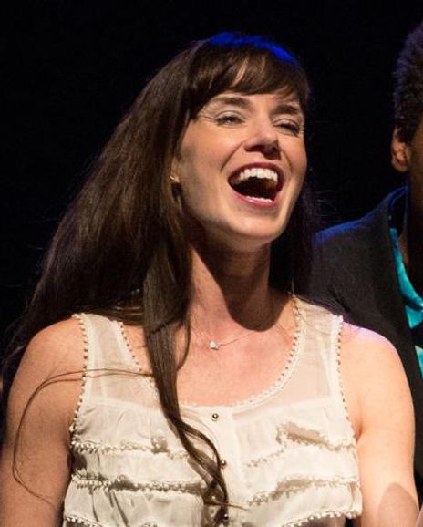 Stephanie Cadman Headshot