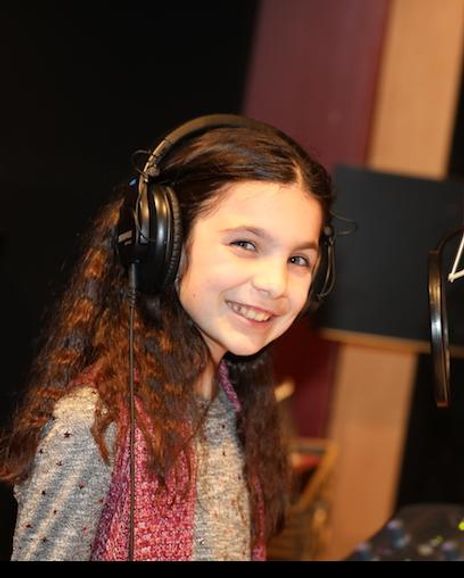 Grace Sweeney Headshot