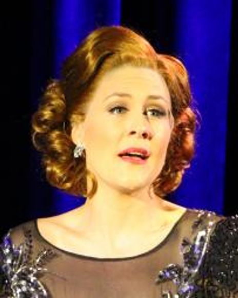 Maggie Ronck Headshot