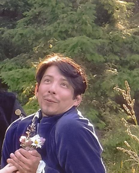 Derek Villanueva Headshot