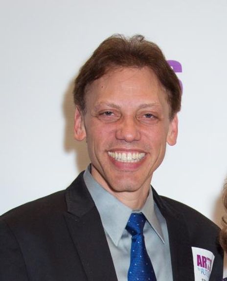 Michael Holzer Headshot