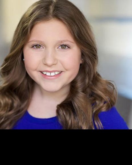 Eva Zazzali Headshot