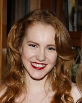 Seren Williams Headshot