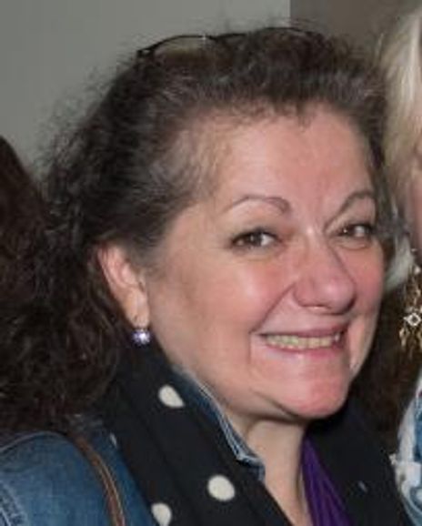 Carolynne Warren Headshot