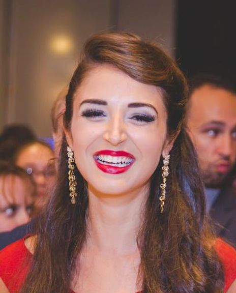 Isabel Nesti Headshot