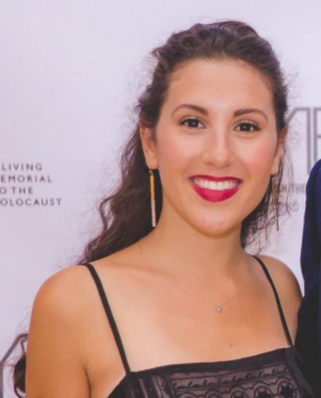 Raquel Nobile Headshot