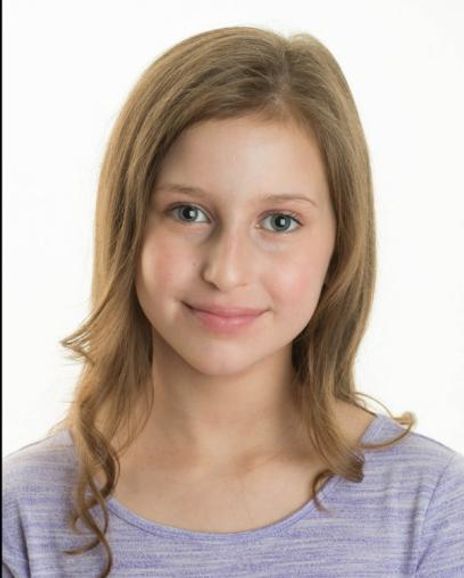 Sasha Murray Headshot