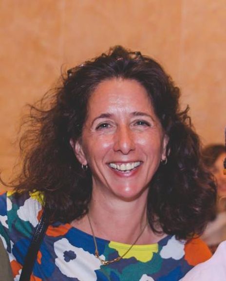 Alexandra Aron Headshot