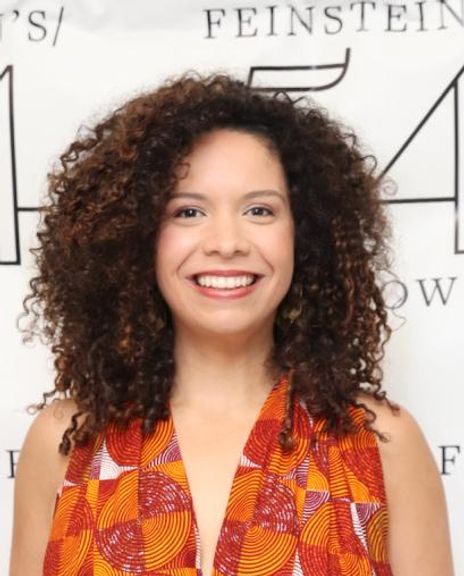 Lori Tishfield Headshot