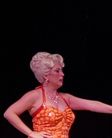 Noy Halperin Headshot