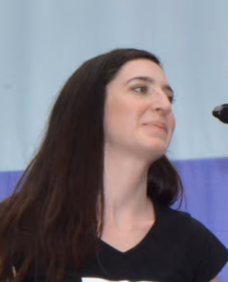 Hailey Gillis Headshot