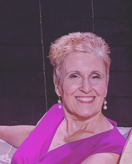 Mary Paolino Headshot