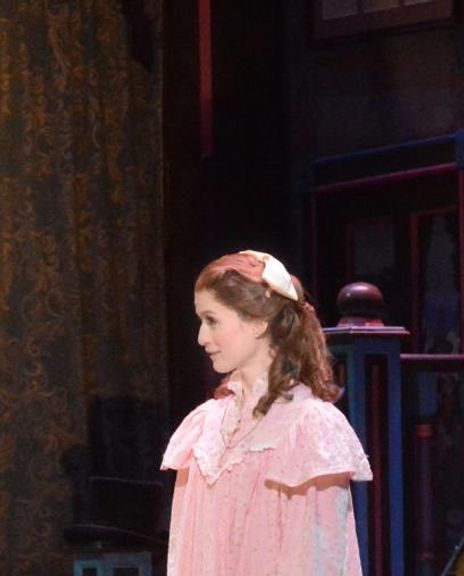 Sarah Miller-Crews Headshot