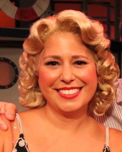 Tanya Glassman Headshot