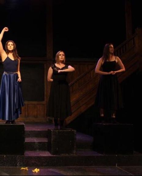 Amanda Martin Headshot