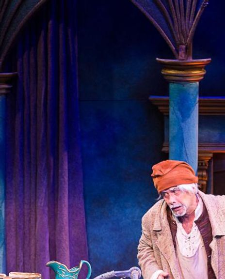 Reid Taylor Headshot