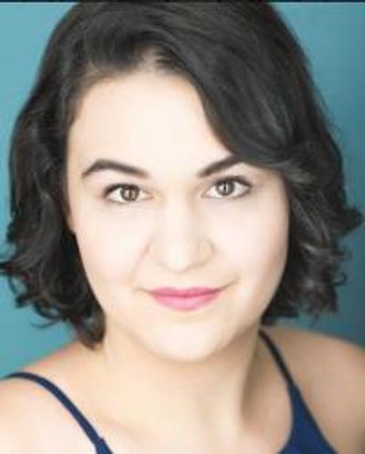 Rachel Leighson Headshot