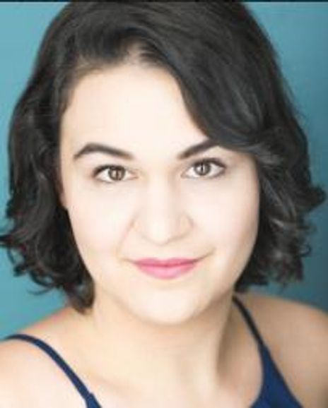 Rachel Leighson Headshot