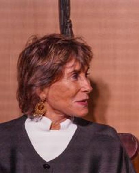 Susan Gallin Headshot