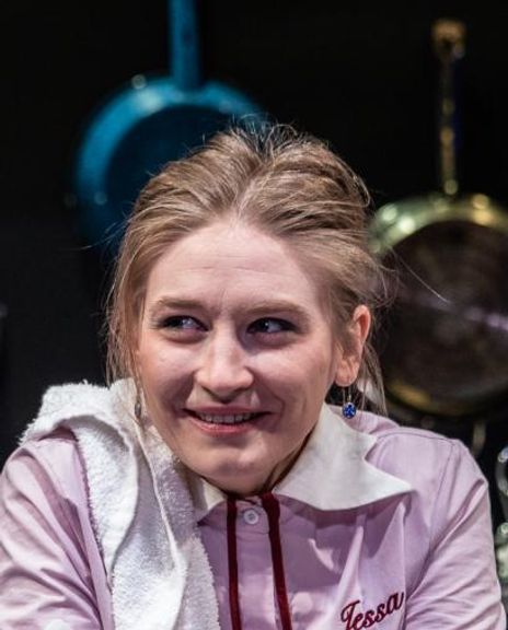 Leah Strasser Headshot