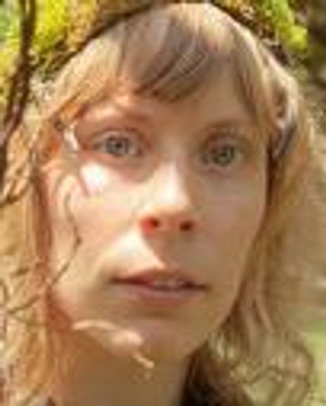 Kelly Nesheim Headshot