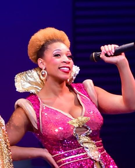 Rachelle Rose Clark Headshot