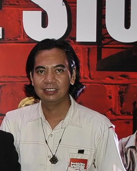 Bong Manuel Headshot