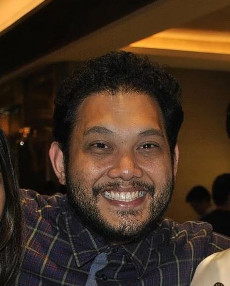 Quark Henares Headshot