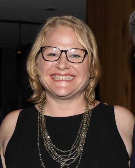 Anne Swenson Headshot