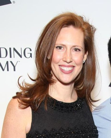 Cathryn Henry Headshot